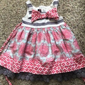 Counting Daisies gray and coral dress